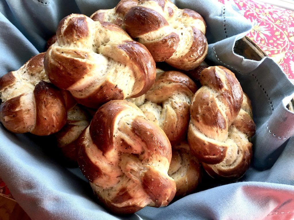 Italian Parmesan Pretzel Knots