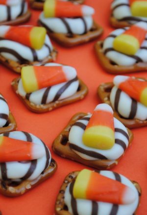 Halloween Pretzel Bites