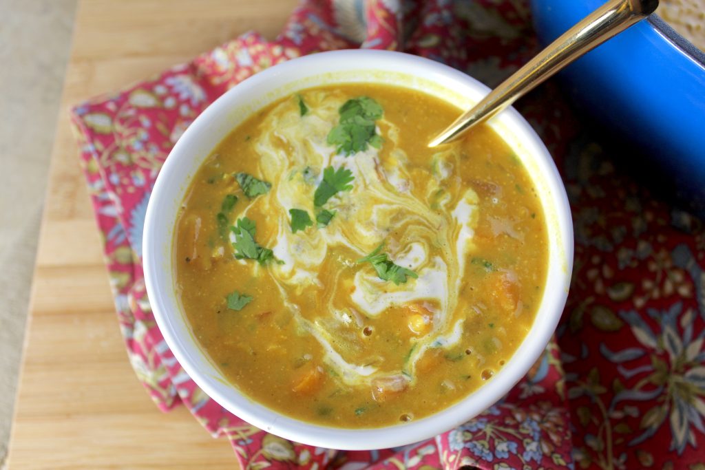 Creamy Turmeric Soup with Split Peas and Lentils