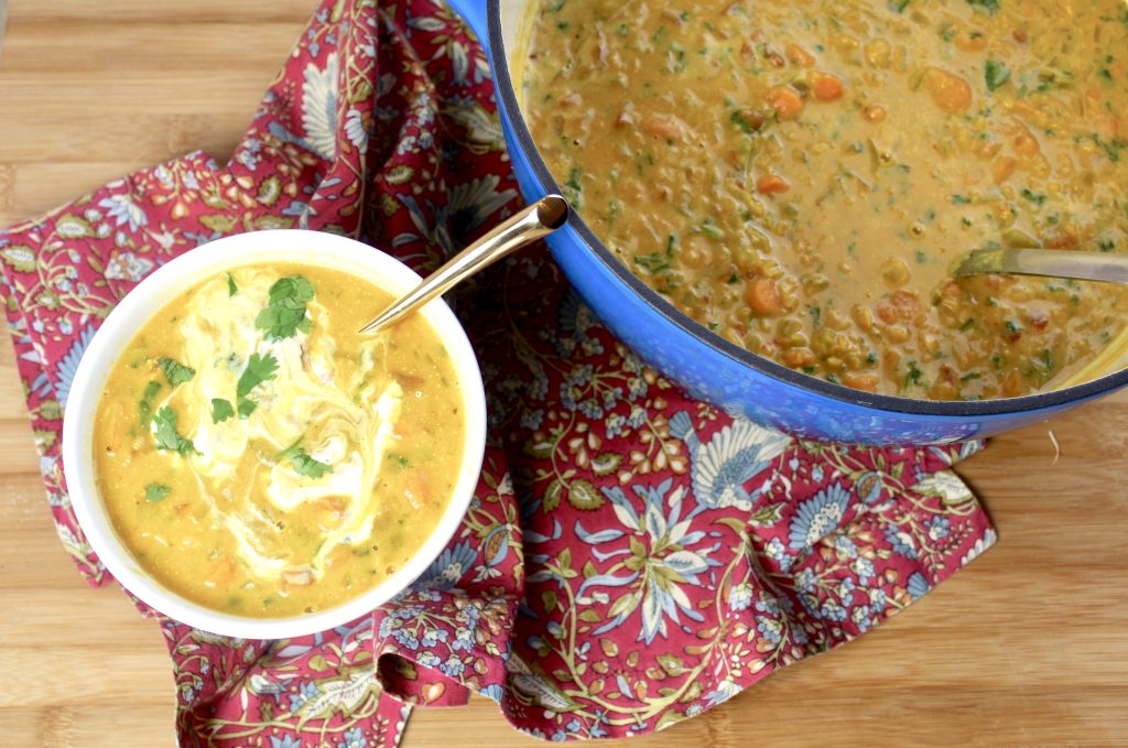 Creamy Turmeric Soup with Split Peas and Lentils