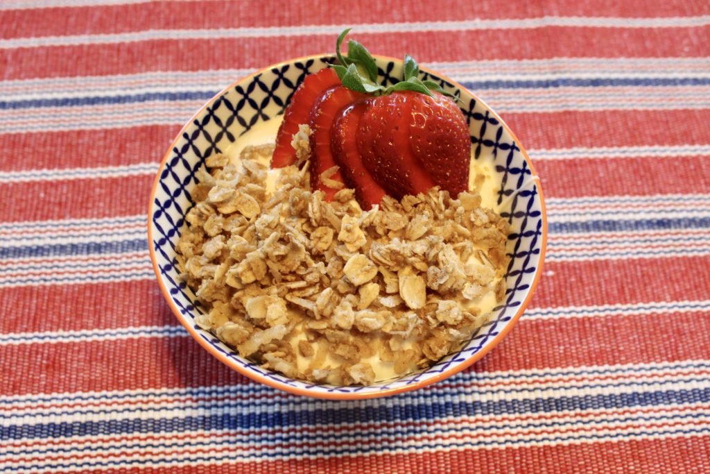 Simple Cinnamon Granola