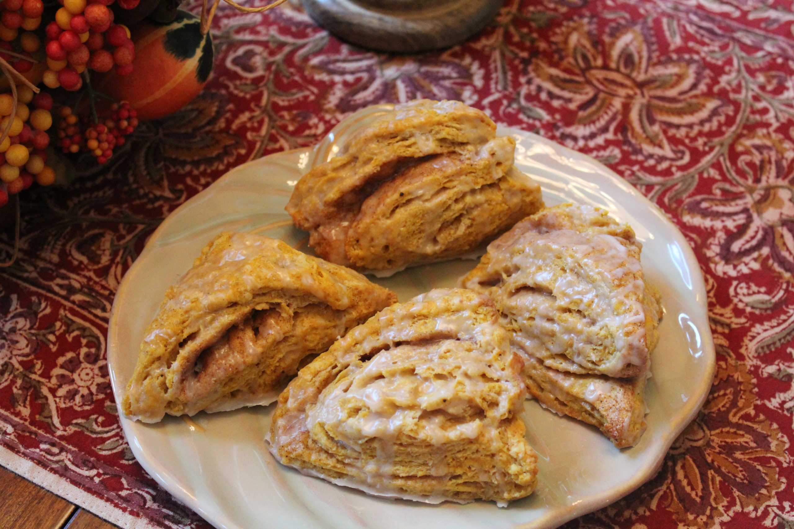 Pumpkin Cinnamon Swirl Scones