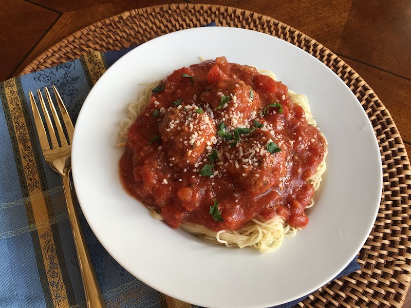 Slow Cooker Spaghetti Sauce and Meatballs